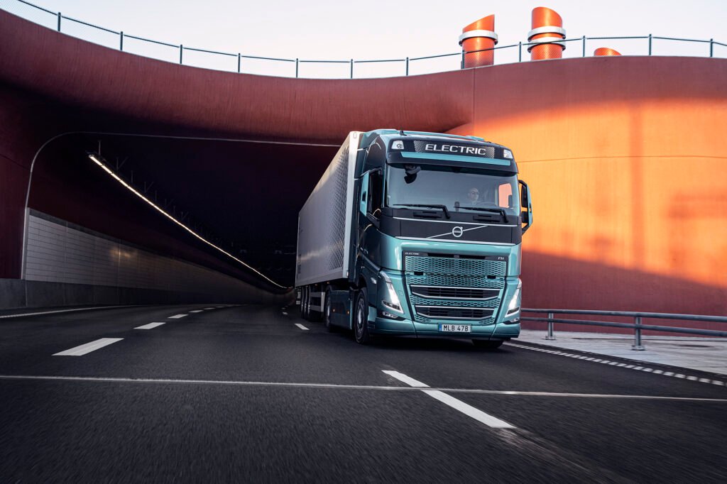 drain-cleaning volvo trucks